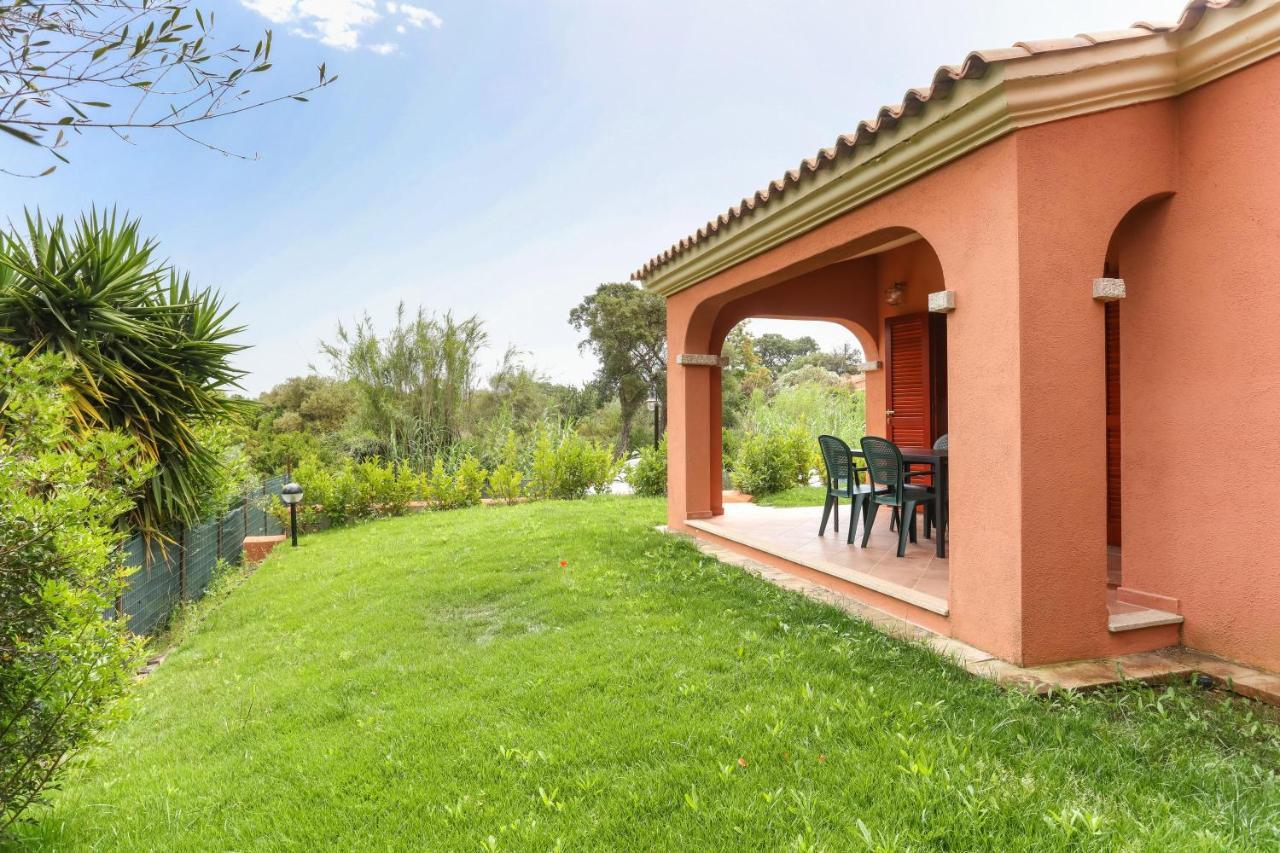 Villa La Casa Di Debora San Teodoro  Exterior foto